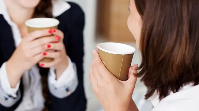 Pyntet bord, høye stett glass, engangs