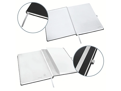 Åpen Leitz Style notatbok med hardt omslag, elastisk strikk, bokmerkesnor og innerlomme for dokumenter.