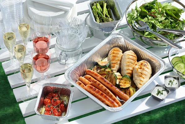 Cateringemballasje og serveringsartikler