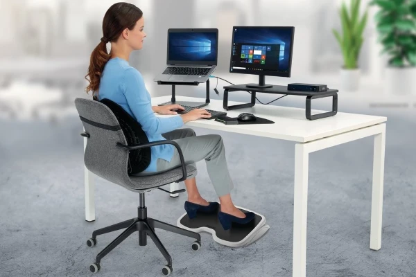 Person som burker en fotsøtte